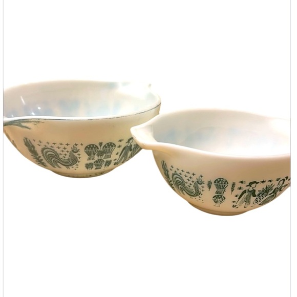 PYREX ⭐️Vintage dishes